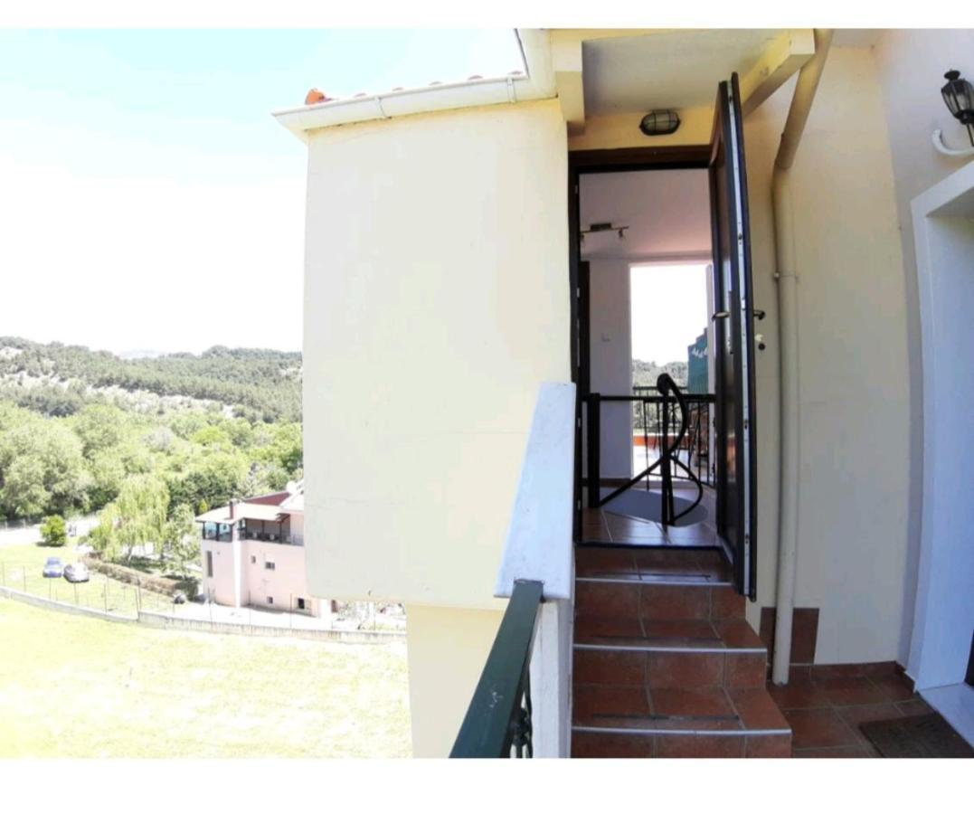 Studio Acropolis Serres Next To Center Bagian luar foto