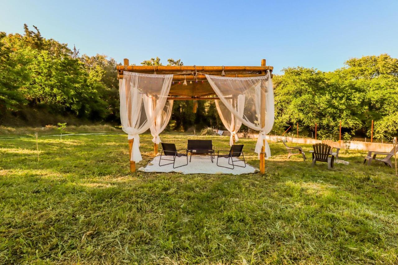 Studio Acropolis Serres Next To Center Bagian luar foto