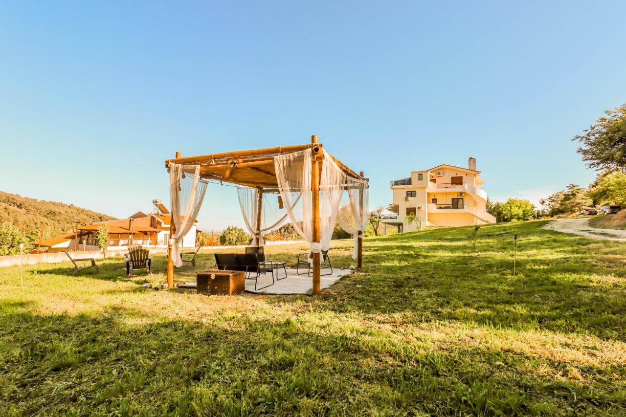 Studio Acropolis Serres Next To Center Bagian luar foto
